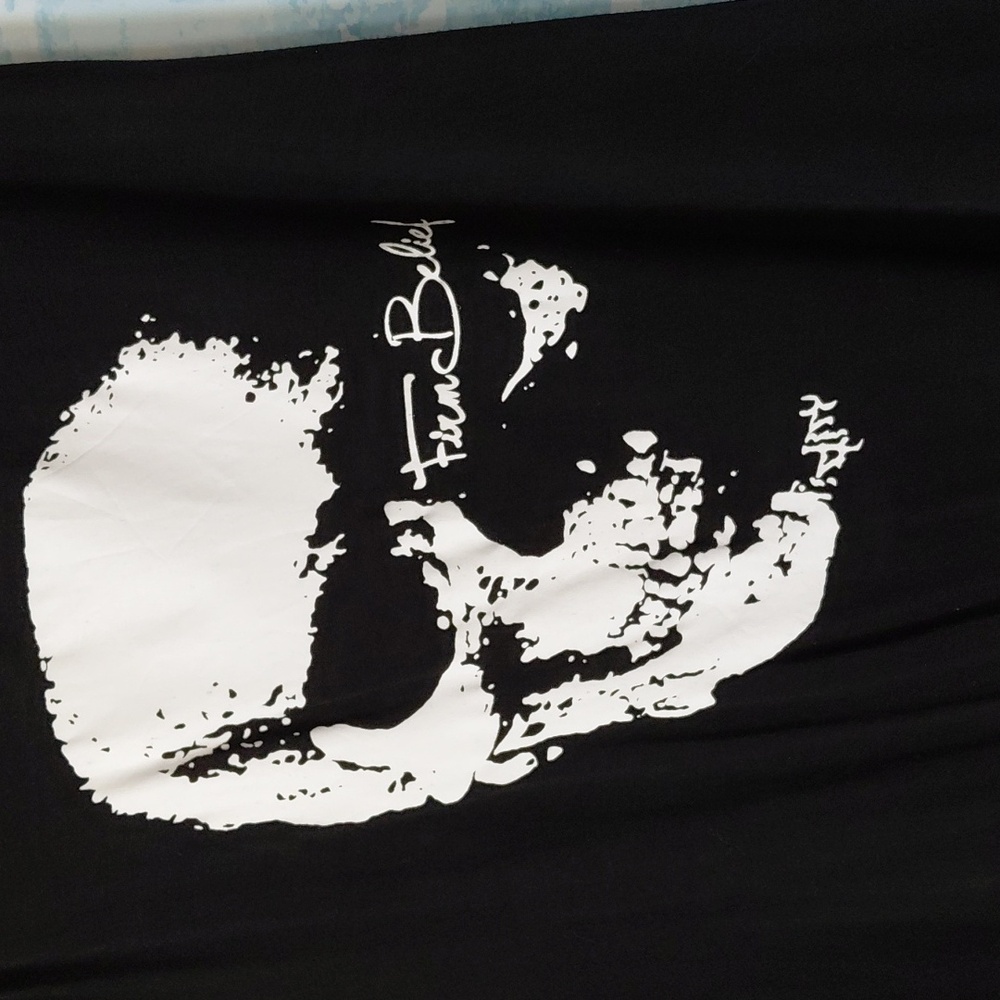 Black Skull Graphic Women's Top - Picture 2 of 6